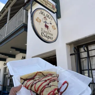 crepes, outside