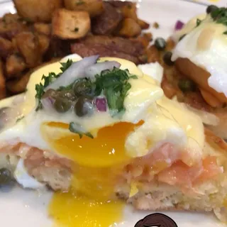 Smoked Salmon Benedict