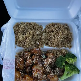 Sesame chicken with fried rice