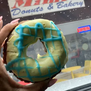 Blueberry Lemon Donut