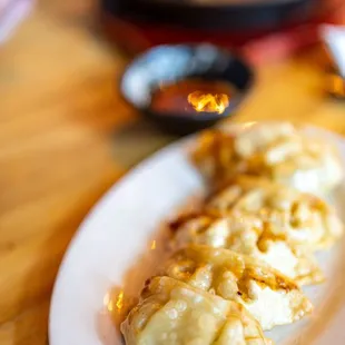 Gyoza ($5/6)