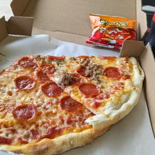 Two slice lunch special