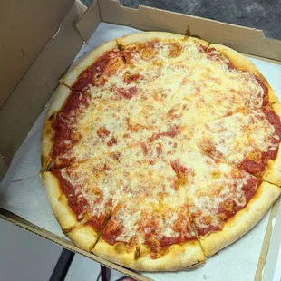 Cheese pizza