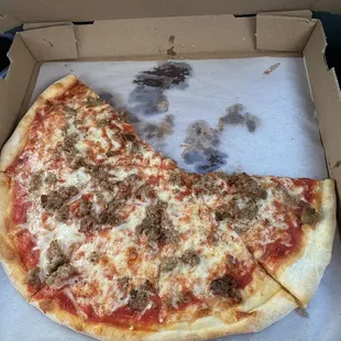 Sausage pizza