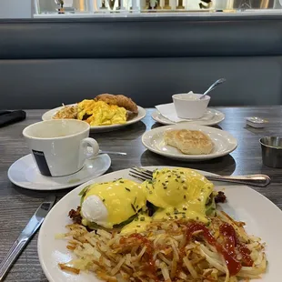 Spanish Benedict &amp; Croissanwich