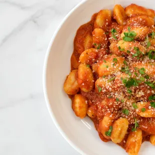 pasta dish, pasta, food