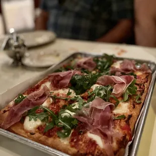 Prosciutto and Arugula Pizza