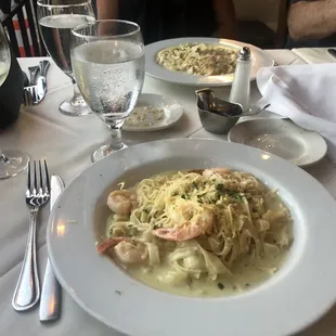 Fettuccine Alfredo