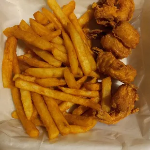 Jumbo shrimp &amp; fries