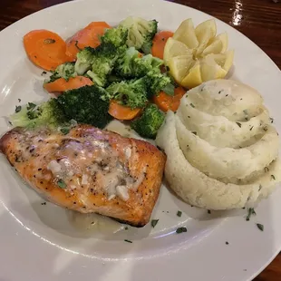 Broiled Salmon