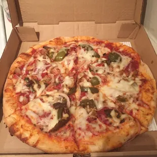 Medium supreme pizza - minus the mushrooms.