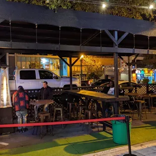 outside, tacos