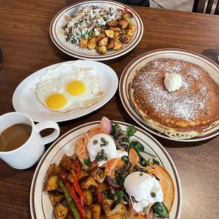 Salmon benedict (customized), protein scramble-post run meal