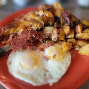 Corned beef &amp; hash