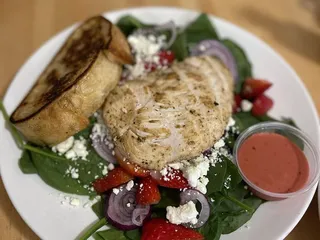 The Farm Cafe at Michael David Winery