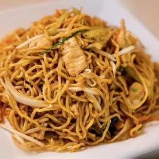 Chicken Lo Mein
