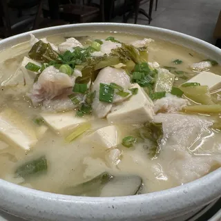 Fish Fillet w.Sour Napa Soup