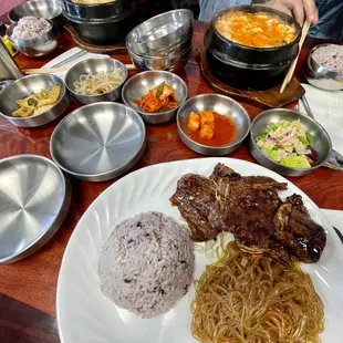 Short Ribs Lunch Special Combo, ban chans, and seafood soup