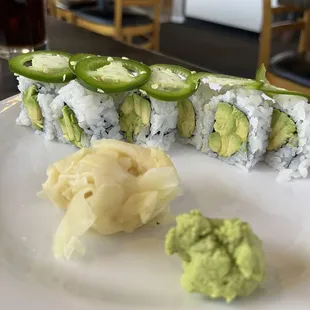 Avocado roll with Jalapeño