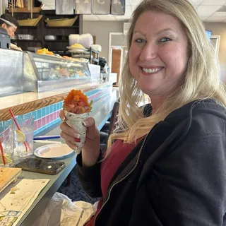 Yellowtail Roll - Hand