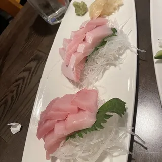 2pc Sushi - Fatty Yellowtail
