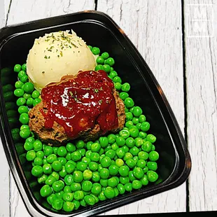 Tampa&apos;s top rated meal prep putting out protein pack Mind Over Matter meatloaf. Prepared meals at its best!