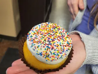 Smallcakes Cupcakery And Creamery