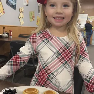 Mindy&apos;s Diner Mickey Mouse pancake!