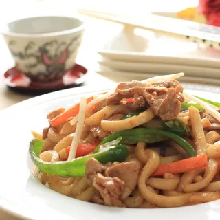 34. Udon Nam Prik Pao