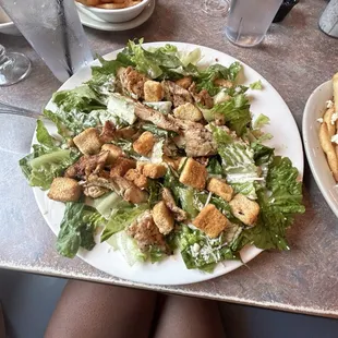 Caesar salad with grilled chicken