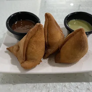 3 Pieces Samosa