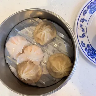 Soup dumplings and shrimp hargow