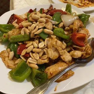 J3. Kung Pao Chicken ()