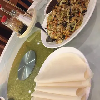N2. Mu-Shu Chicken ()