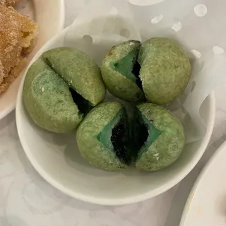 Green Tea Mochi Dumpling