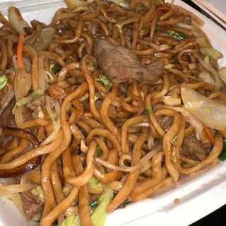 O15. Beef Chow Mein (