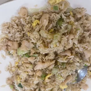 O23. Chicken Fried Rice ()