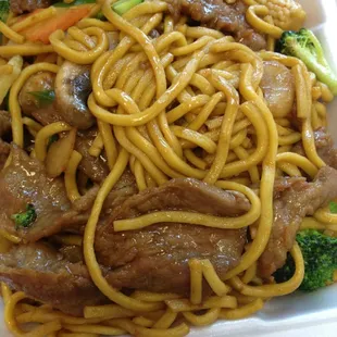 Beef Lo Mein