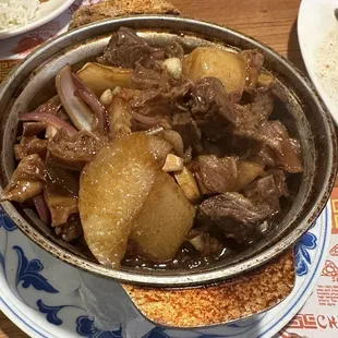 Beef clay pot