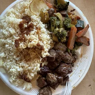 Steak, vegetables and rice