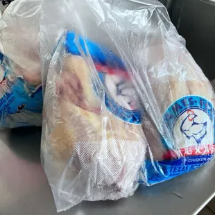 Frozen domestic chickens