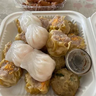 Haw gow, siu mi, beef balls