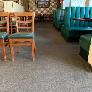 Dining room.