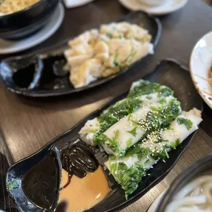 cilantro scallion ride noodle roll
