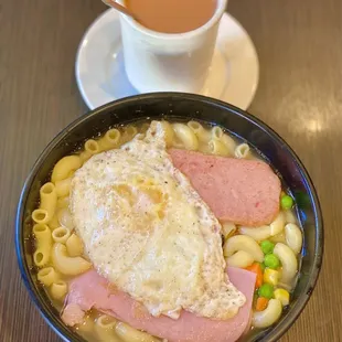 club macaroni / 公司通心粉, hong kong style milk tea / 巷式奶茶 (10/2023)