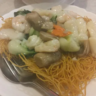Seafood Pan Fried Noodle