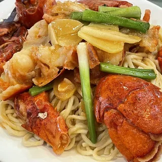 Lobster Fried E-FU Noodle