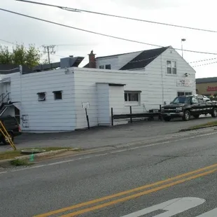 this picture might be a little better