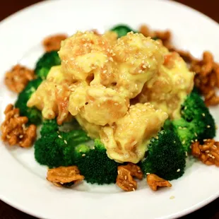 Jumbo Shrimp w. Walnut