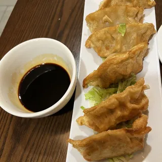 Pan Fried Dumplings() (6 pcs)
